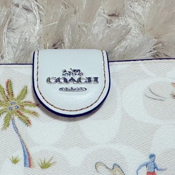 🌴 Brand 🆕 Coach MEDIUM CORNER ZIP WALLET IN SIGNATURE CANVAS WITH HULA PRINT🌴 - Picture 8 of 13